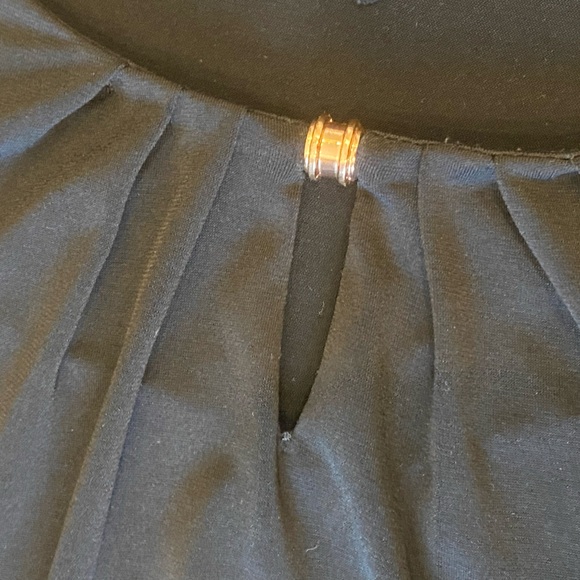 NWOT Ivanka Trump Navy Blue Flutter Sleeve Ruffled Blouse - Picture 3 of 4